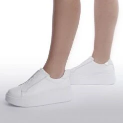 B. Axell White Leather -Cheap Shoes Store b axell white leather p12289 83401 medium