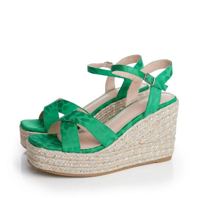 Paulina Green Textile 5 Paulina Green Textile - Image 3