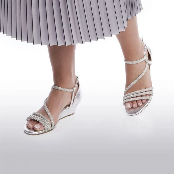 Yazmina Silver Metallic 4 Yazmina Silver Metallic - Image 2